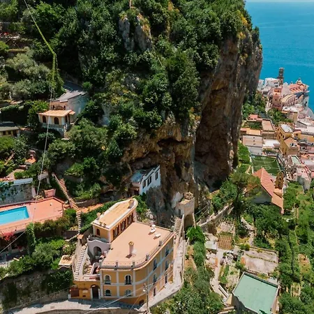 Aparthotel Rosa 4*