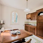 Rosa Apartmanhotel