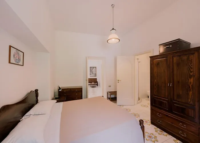 Rosa Lejlighedshotel