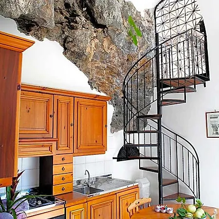Rosa Apart-hotel 4*